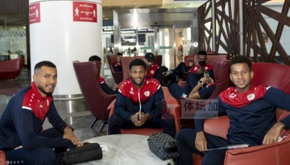 乐鱼体育-“客队”阿曼率先抵达迪拜 主帅再度否认“输球辞职”
