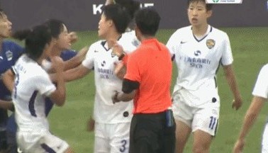 乐鱼体育-10:0!12:0!！16:0!!!女足国家队比赛要不要搞分级？
